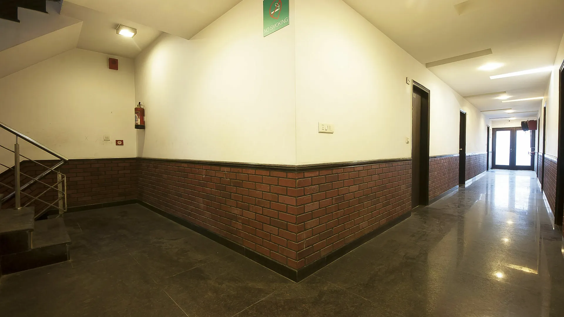 酒店 新德里 戈尔登利弗旅馆酒店