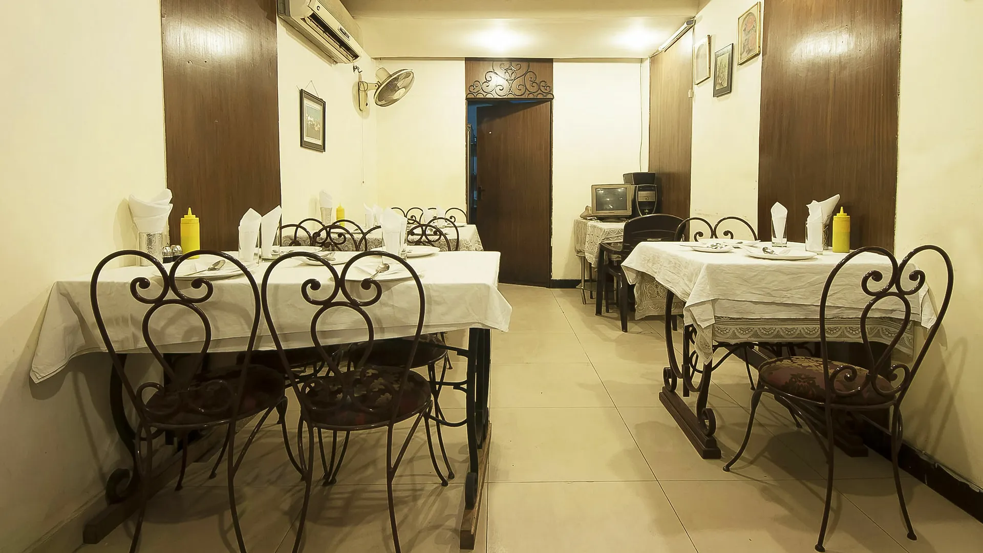 新德里 戈尔登利弗旅馆酒店